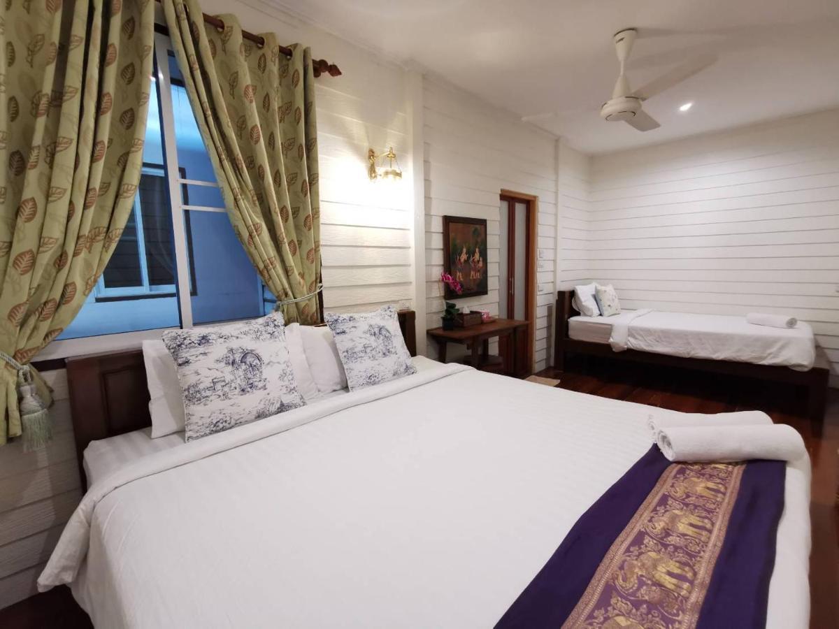 Tavee Guesthouse Bangkok Bagian luar foto